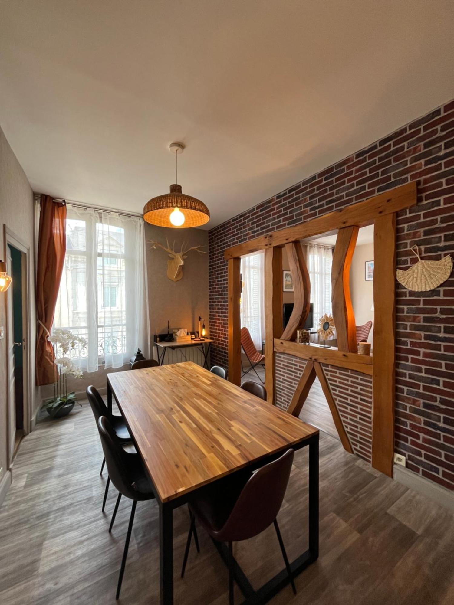 Cote Chateau - Grand Appartement Au Coeur De Blois Exterior photo